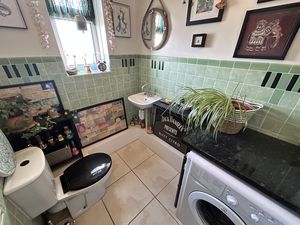 Photo 16- click for photo gallery